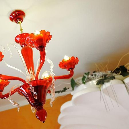 Hotel Benessere Villa Fiorita Колфиорито Екстериор снимка