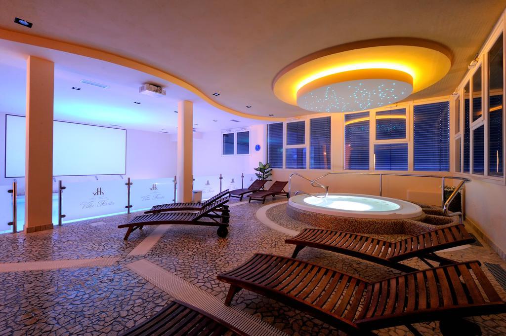 Hotel Benessere Villa Fiorita Колфиорито Екстериор снимка